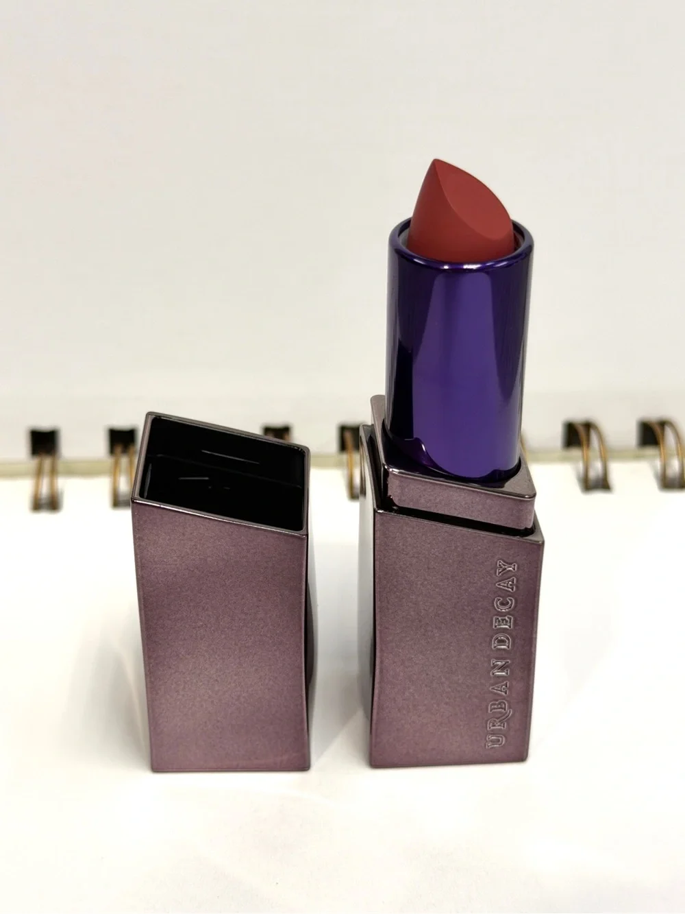 Urban Decay Vice High Impact Cream Lipstick, Shade Manic NWOB Full Size Vegan